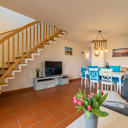 Rugana - Komfort Mit 2 Schlafzimmern Und Terrasse D04 * Dranske